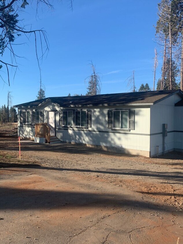 Primary Photo - Magalia Home for rent, 3bed 2bath, enclose...