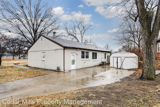 Building Photo - 3 br, 1.5 bath House - 1001 S. Fabrique
