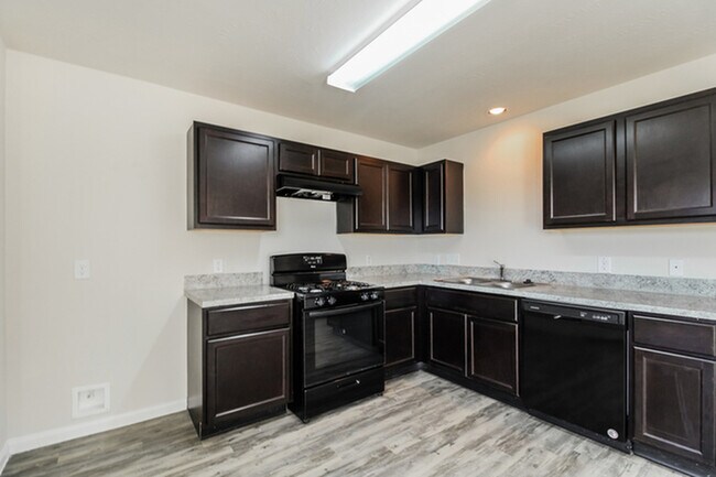 Building Photo - 13214 City Grn Trl