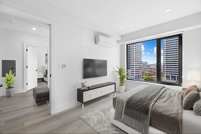 Building Photo - 215 East 124th Street