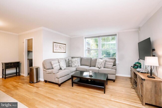 Foto del edificio - 26 S Old Glebe Rd