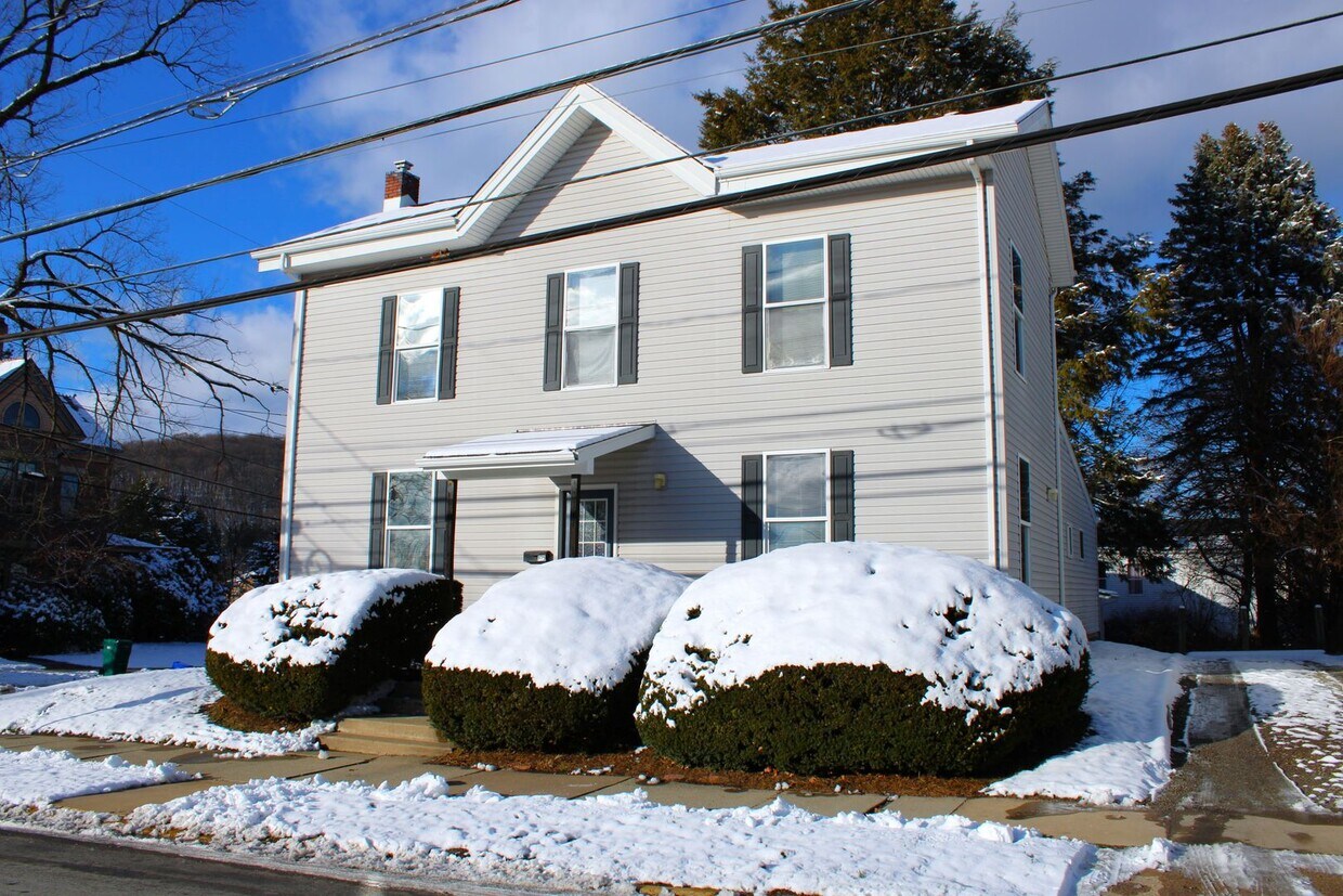 Foto principal - 975 Church St