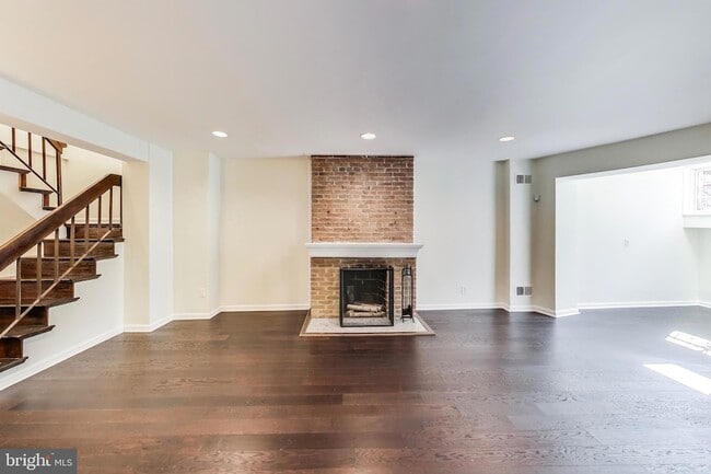 Building Photo - 1625 S Street NW Unit 1