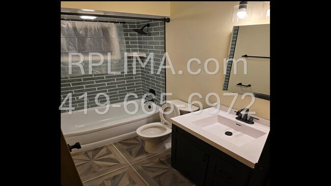 Foto del edificio - 2802 W Breese Rd