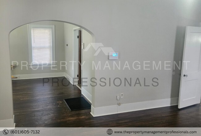 Foto del edificio - 2308 St. Charles-