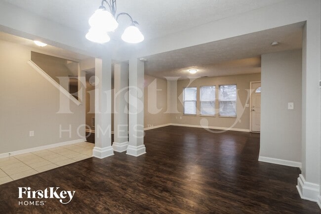 Foto del edificio - 88 Bradford Ct