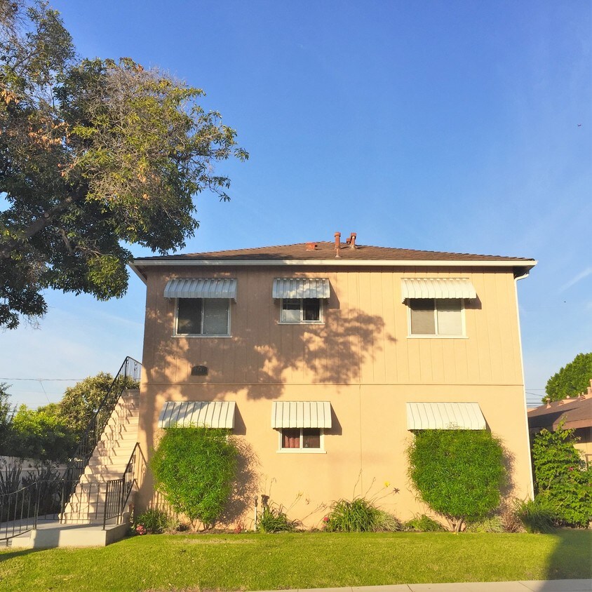Primary Photo - 7641 Bright Ave