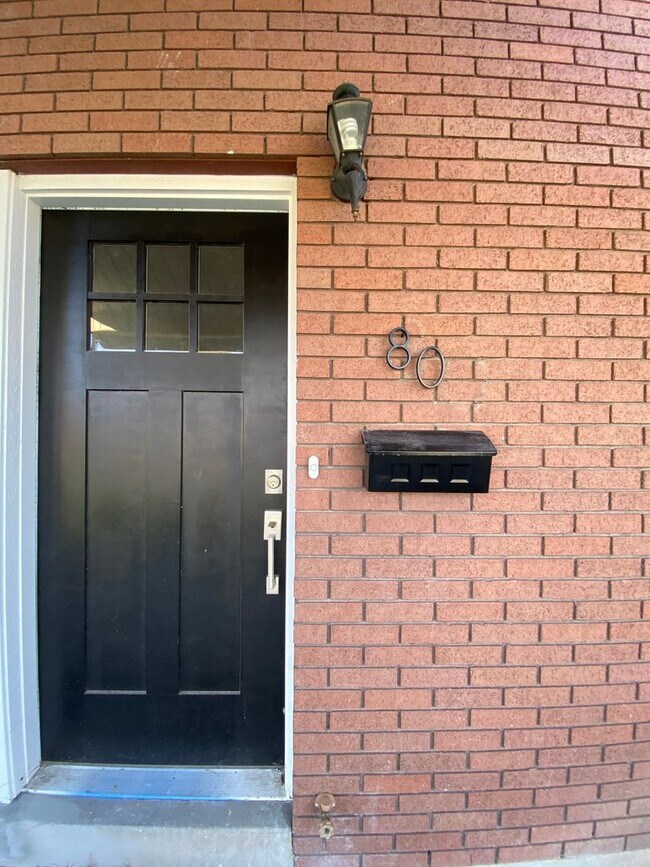 Foto del edificio - Orem Duplex - Downstairs