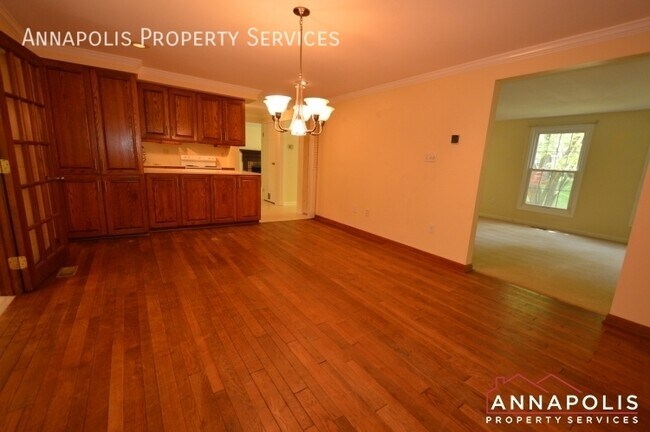 Building Photo - 426 golf course drive