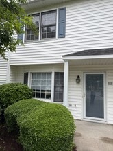 Building Photo - 3811 Sterling Pointe Dr