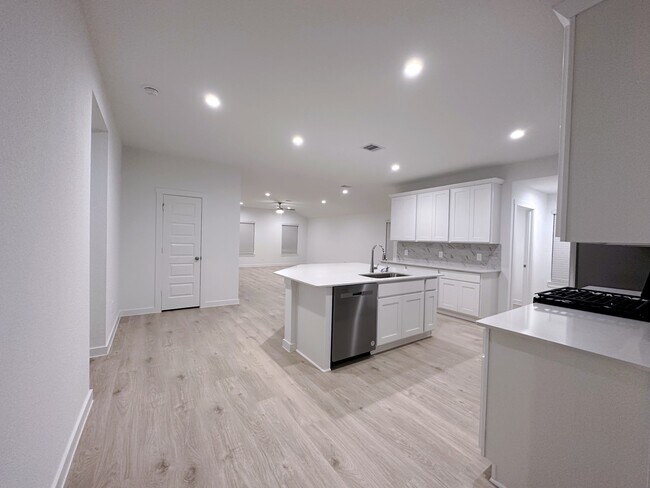 Foto del edificio - 30307 Reagans Ranch Dr