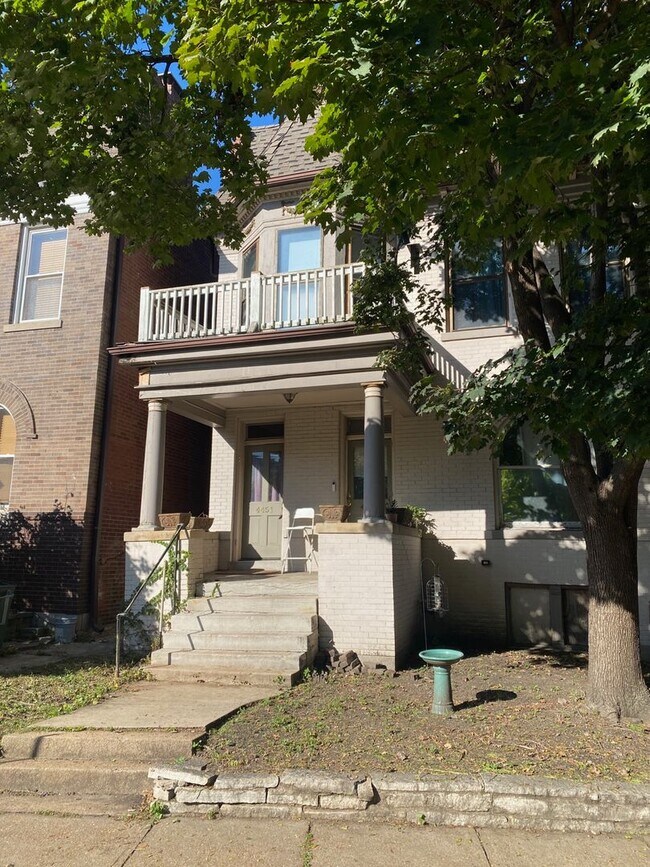 Building Photo - 4451 Pershing Ave