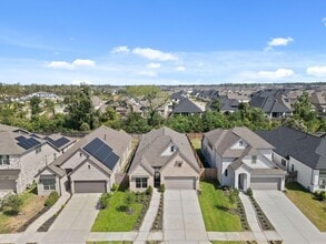 Building Photo - 1942 Waters Branch Dr