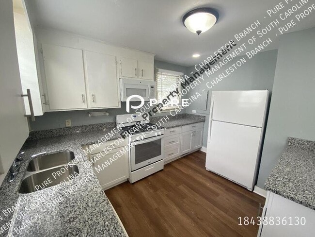 Building Photo - Cozy 3 Bd Home in Pecan Grove!!