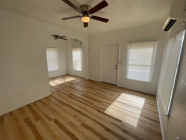 Foto del edificio - 244 S 15th Ave