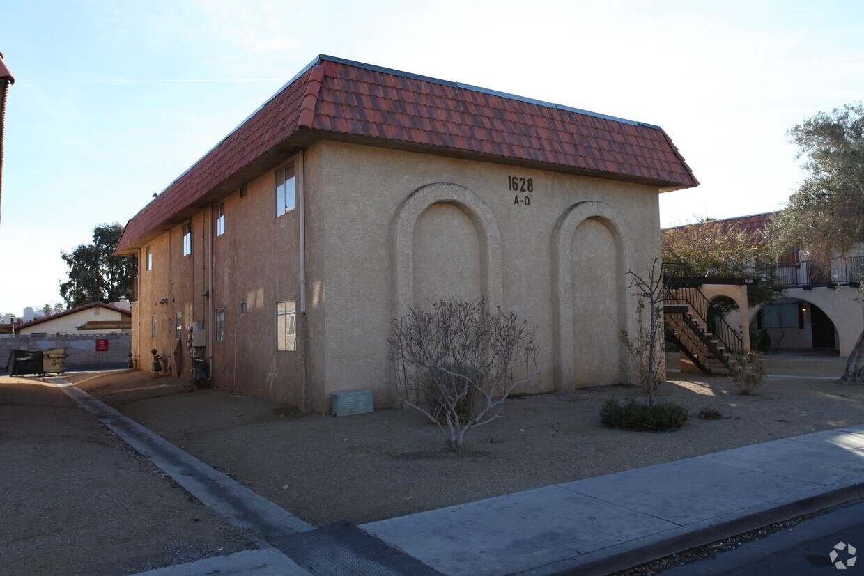 Building Photo - 1628 Cordoba Ln