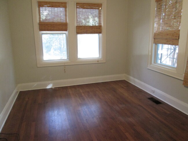 Foto del edificio - 4301 Vandelia St