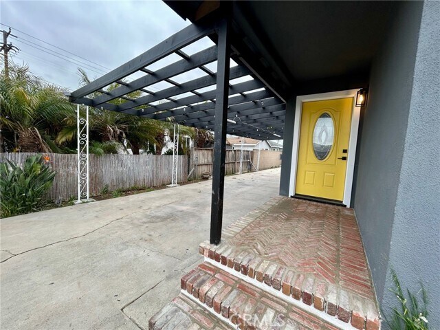 Foto principal - 13508 Cerise Ave