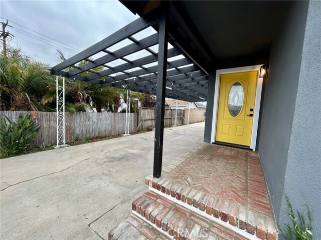 Primary Photo - 13508 Cerise Ave