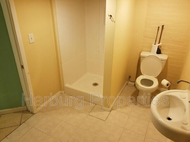 Foto del edificio - 1005 11th St