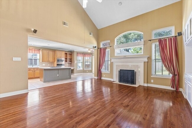 Photo - 9406 Laurel Wind Ct House