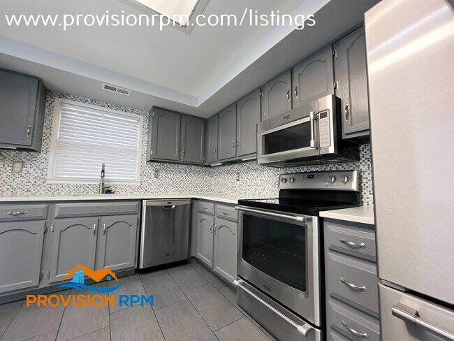 Building Photo - 15567 Peach Walker Dr