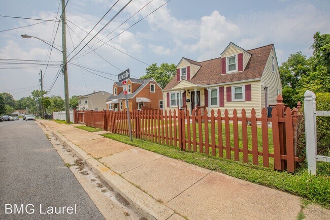 Foto del edificio - 5 br, 2 bath House - 7100 Fresno St.