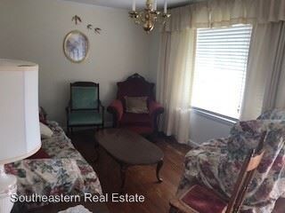Foto del edificio - 3 br, 2 bath House - 608 E Coston Rd