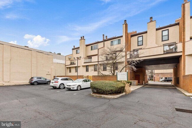Foto del edificio - 228 N 22nd St