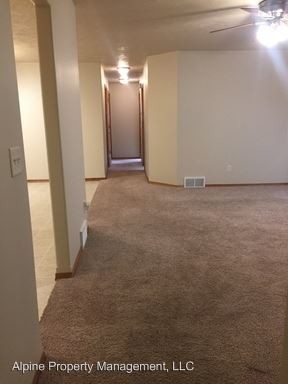 Building Photo - 3 br, 2 bath House - 8106 S. Hughes - 1