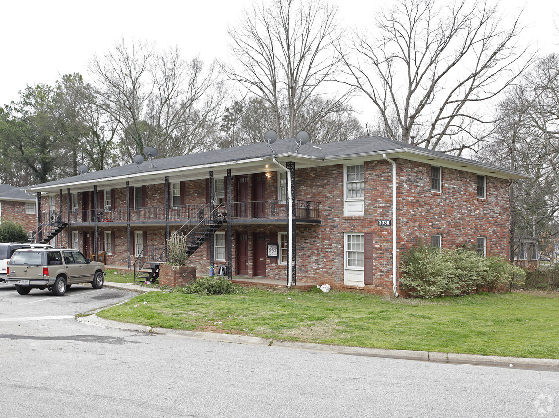 Primary Photo - Washington Arms Apartments