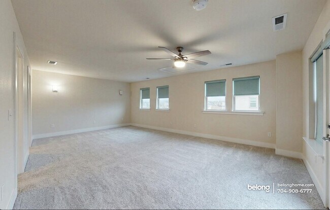 Foto del edificio - 12033 Brooklyn Ave