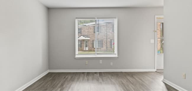 Building Photo - Autumn Wood Apartments