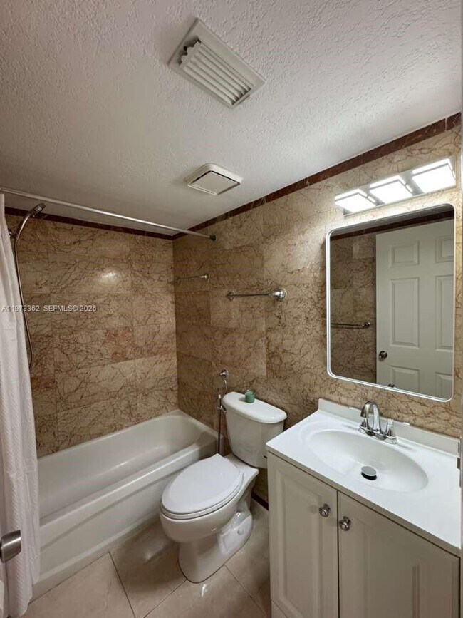 Foto del edificio - 2575 SW 27th Ave