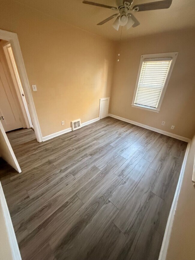 Foto del edificio - 932 Negley Ave