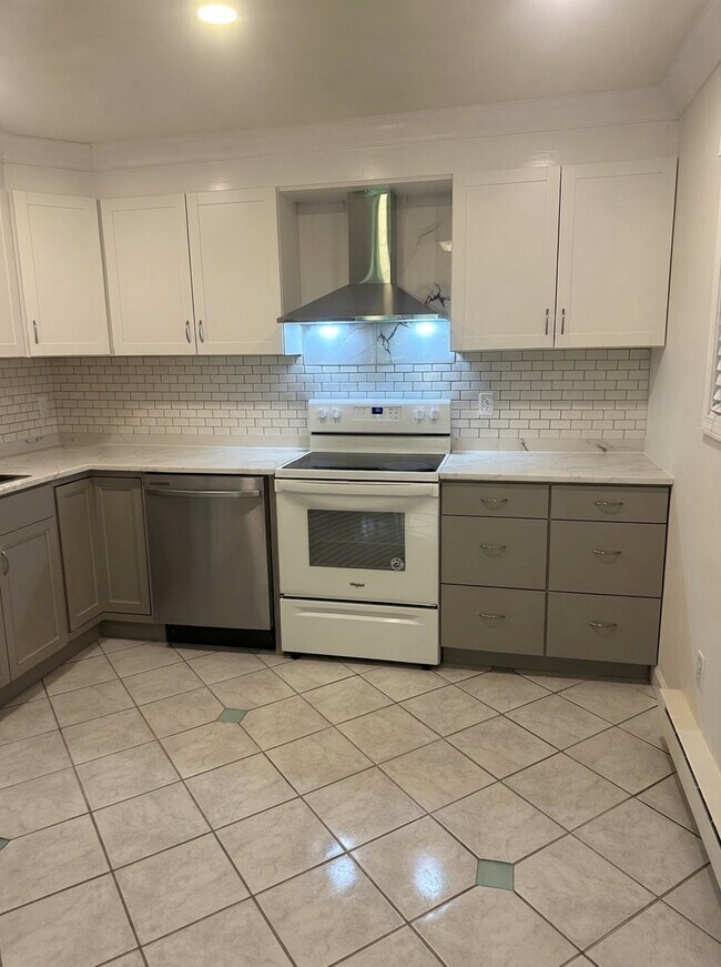 Foto del edificio - 405 Fox Run Ln