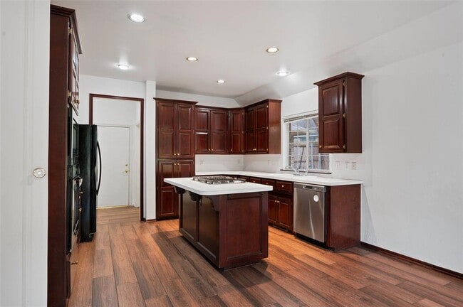 Building Photo - 205 Berkshire Dr