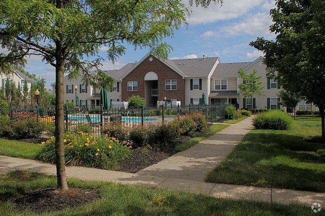 Building Photo - The Ridge at Chestnut Hill