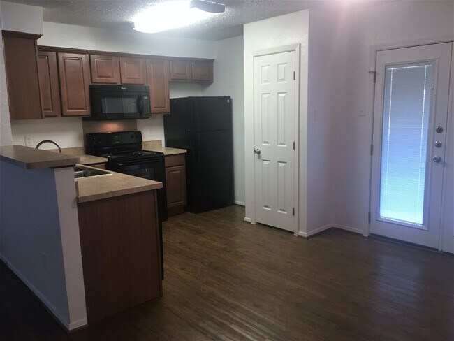 Foto del edificio - 3608MR