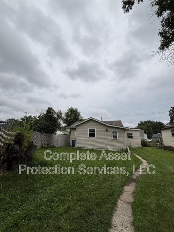 Building Photo - 2715 Greene St