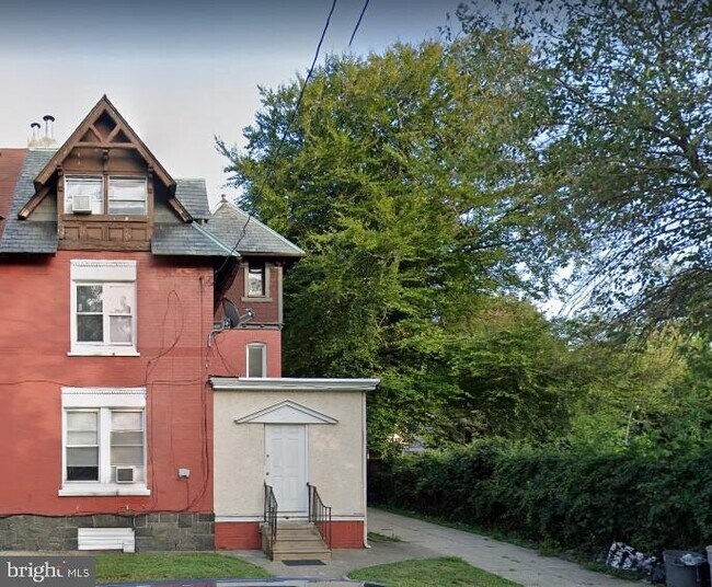 Foto del edificio - 4635 Leiper St