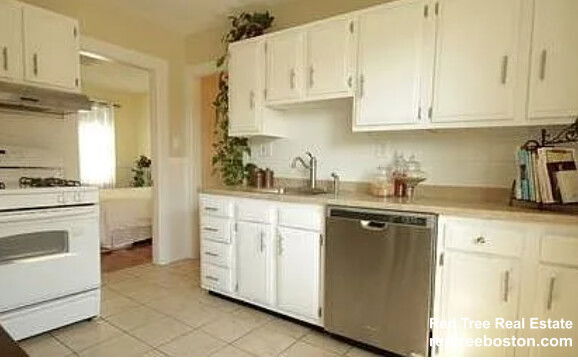 Building Photo - 60 Litchfield St