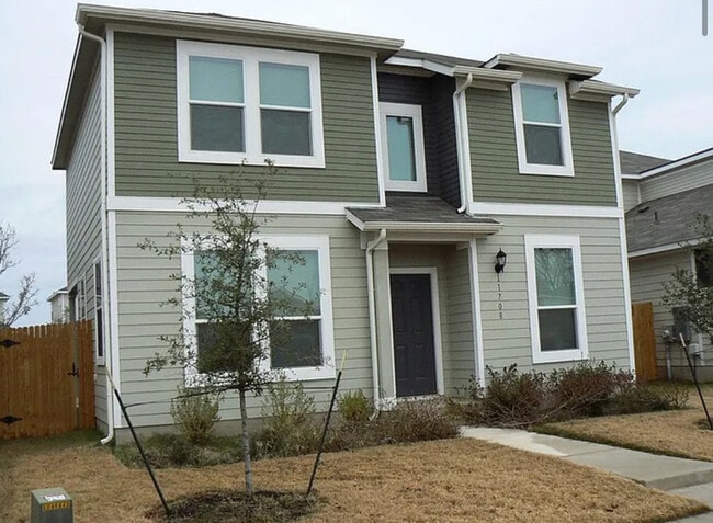 Building Photo - Modern 3 Bed and 2.5 Bath Home Near Downto...