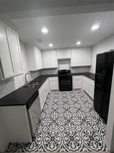 Building Photo - 21534 Cedar Ln