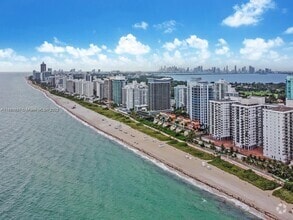 Building Photo - 6039 Collins Ave