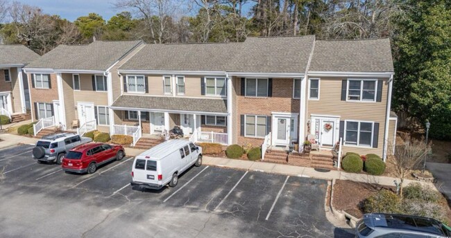 Foto del edificio - 6702 Jefferson Pl