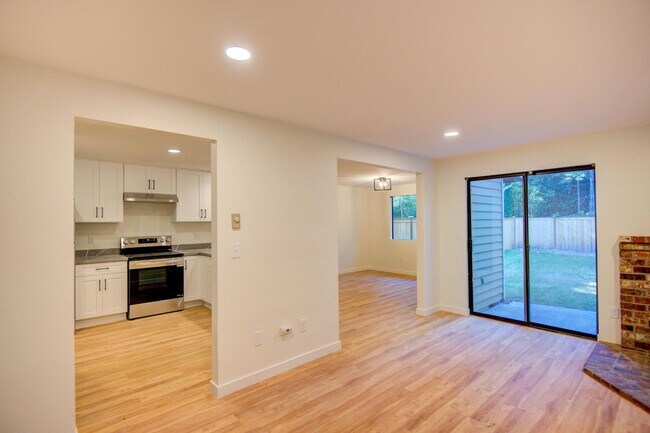 Building Photo - Family Tree Properties LLC