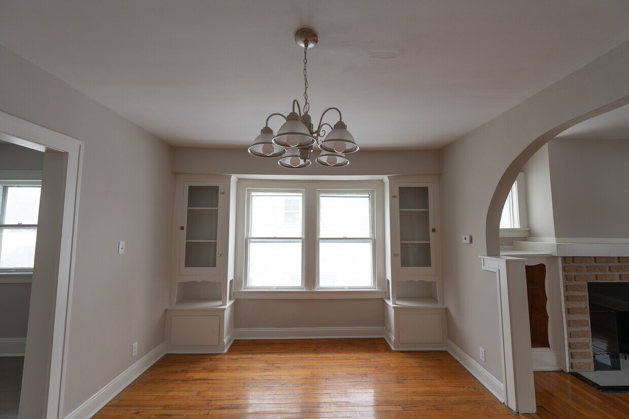 4764 Birchwood Rd, Garfield Heights, OH 44125 Townhome Rentals in