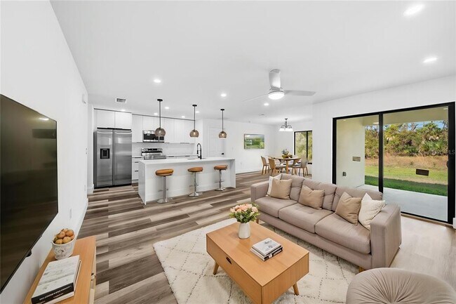 Foto del edificio - 15468 Chamberlain Blvd
