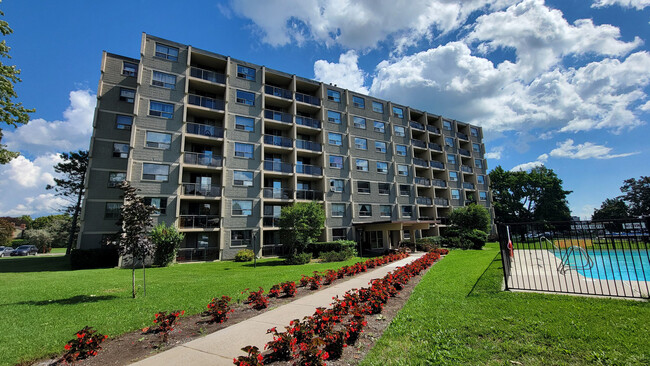 Building Photo - Newcourt Fields I & II